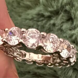 Elegant eternity ring with SS band